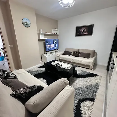 Arena 2 Apartment Elbasan